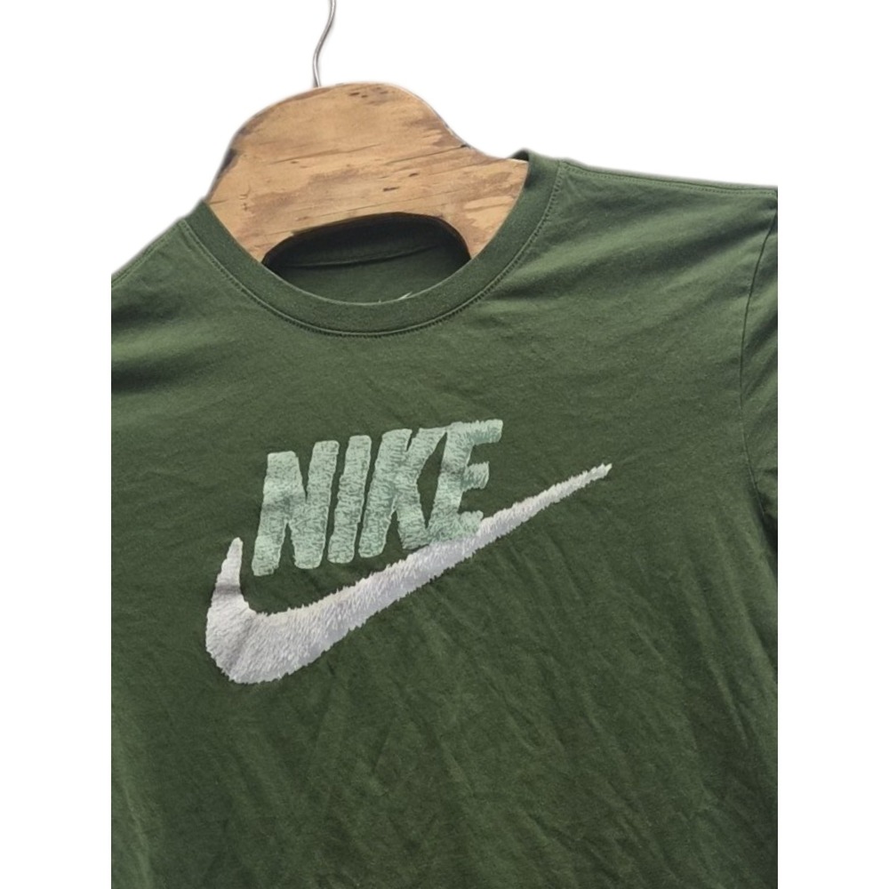 Nike Men's Sportswear Logo T-Shirt Size‎ Medium